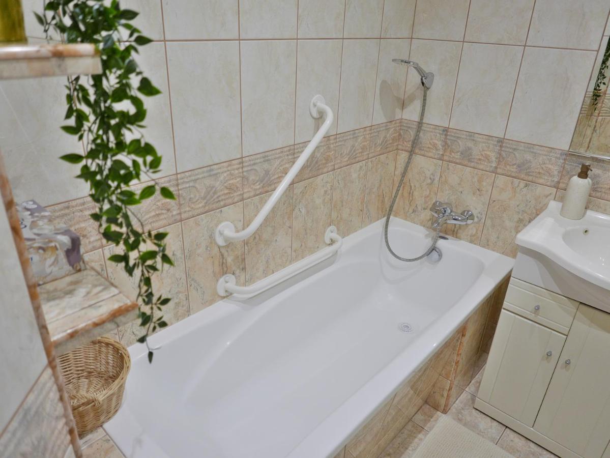 Apartament Retro Люблин Экстерьер фото