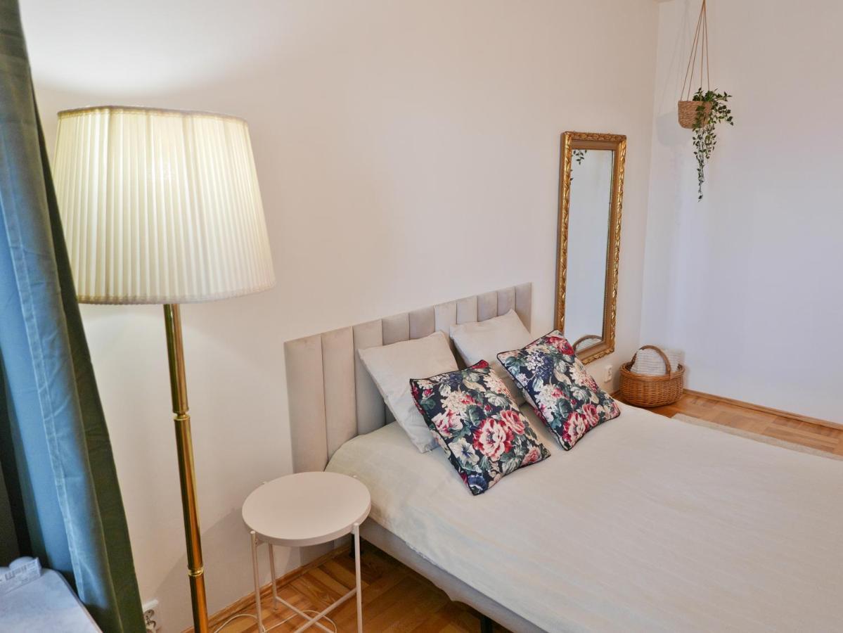 Apartament Retro Люблин Экстерьер фото